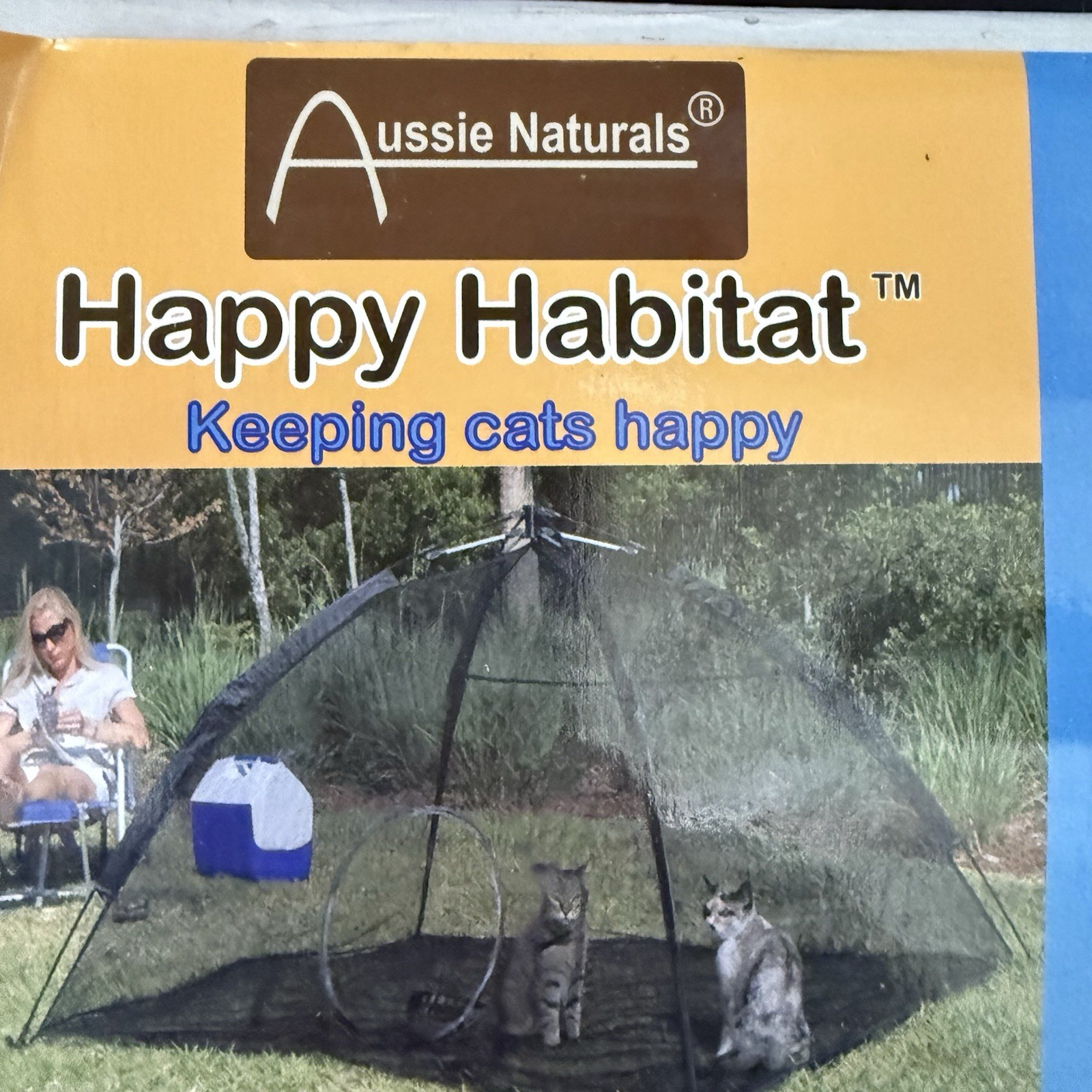 Outback Jack Happy Habitat Indoor/Outdoor Portable Cat Tent...