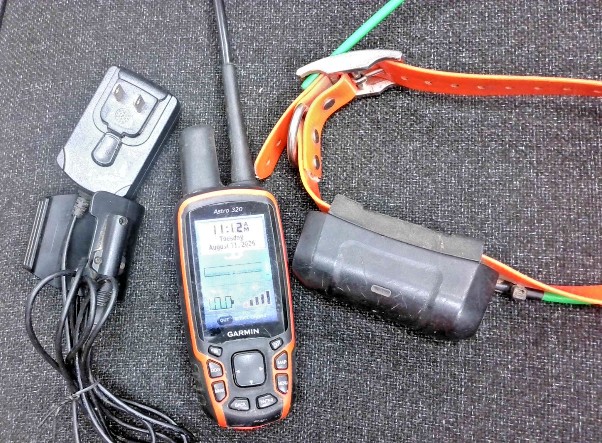Garmin Astro 320 Dog Tracking GPS - Fair Condition