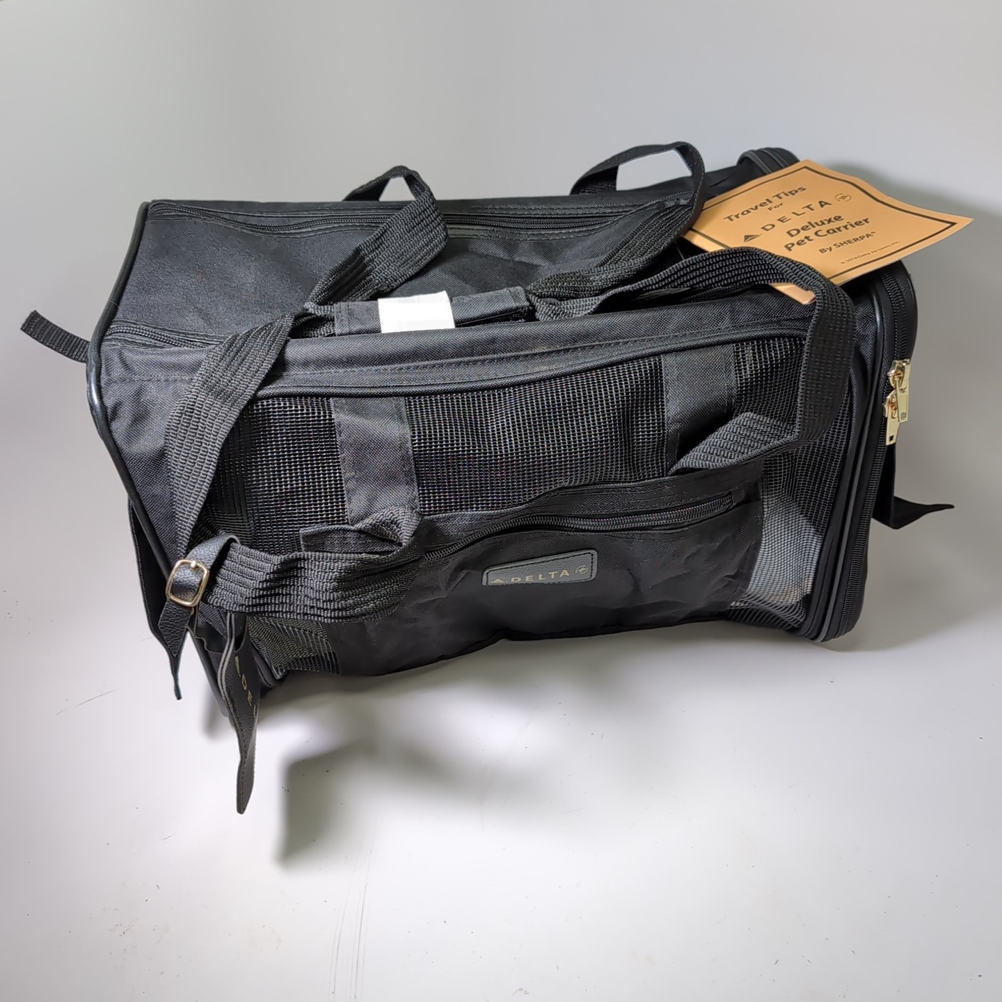 Delta Airlines Sherpa Pet Carrier - Medium Capacity - Up to...