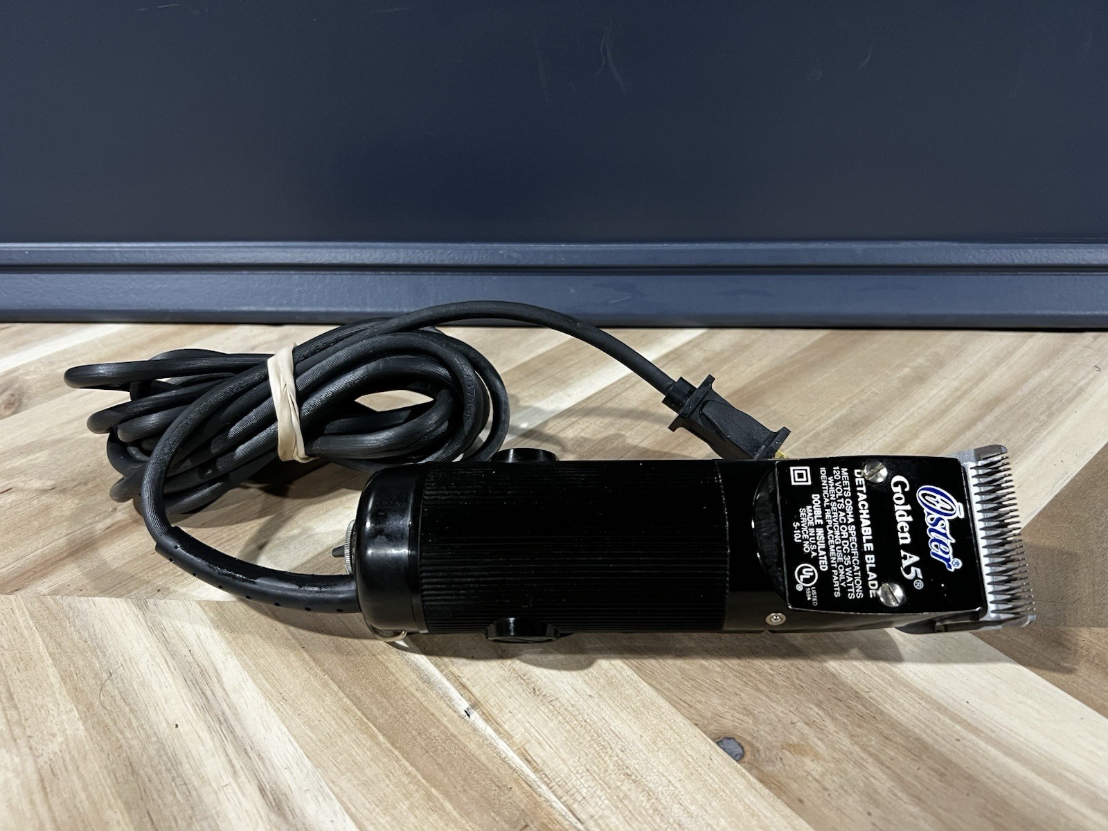Oster Golden A5 Pet Clippers - #10 Blade - Single Speed
