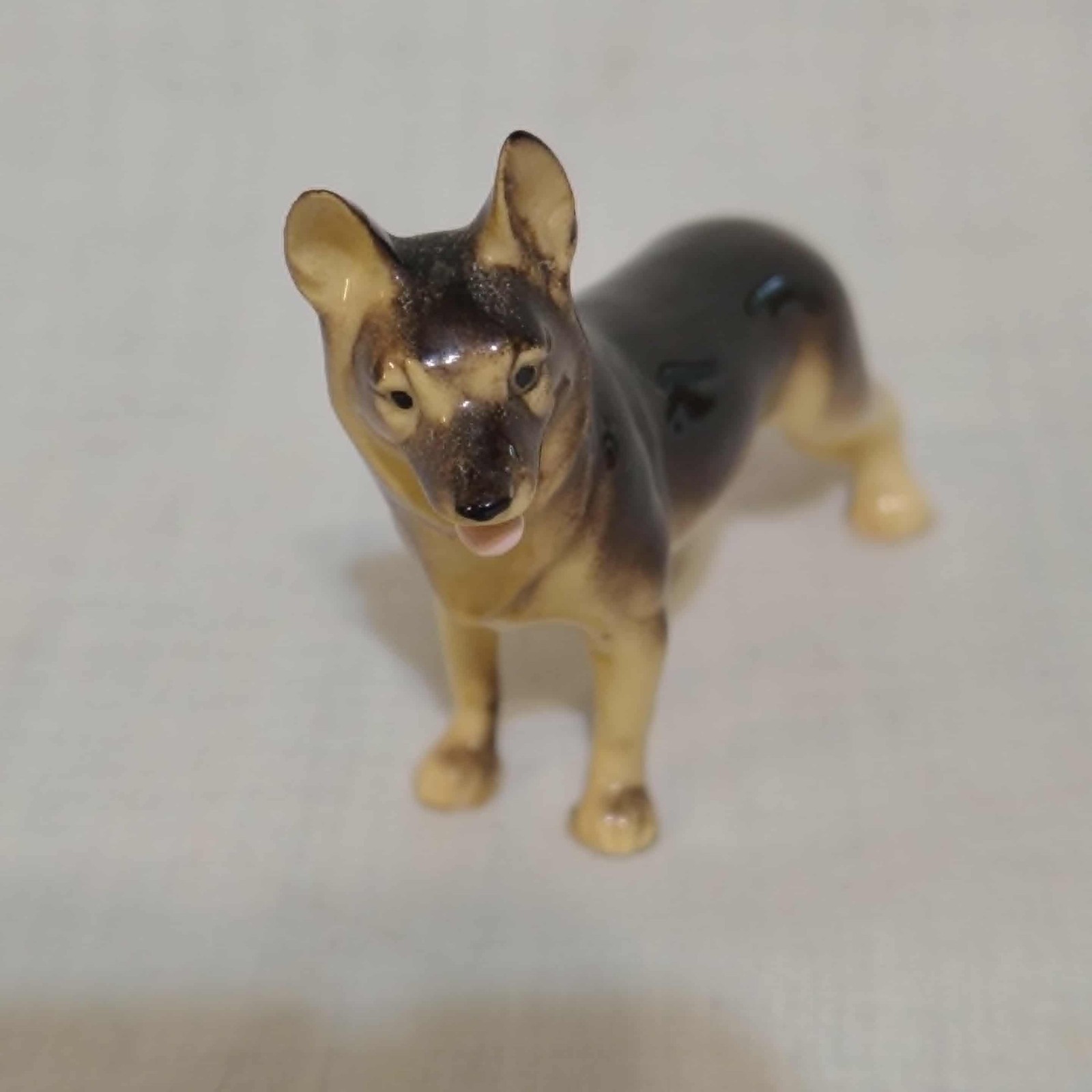 Hagen-Renaker Miniature German Shepherd Figurine Model 00825...